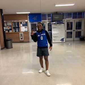 Meet your Posher, Anthony